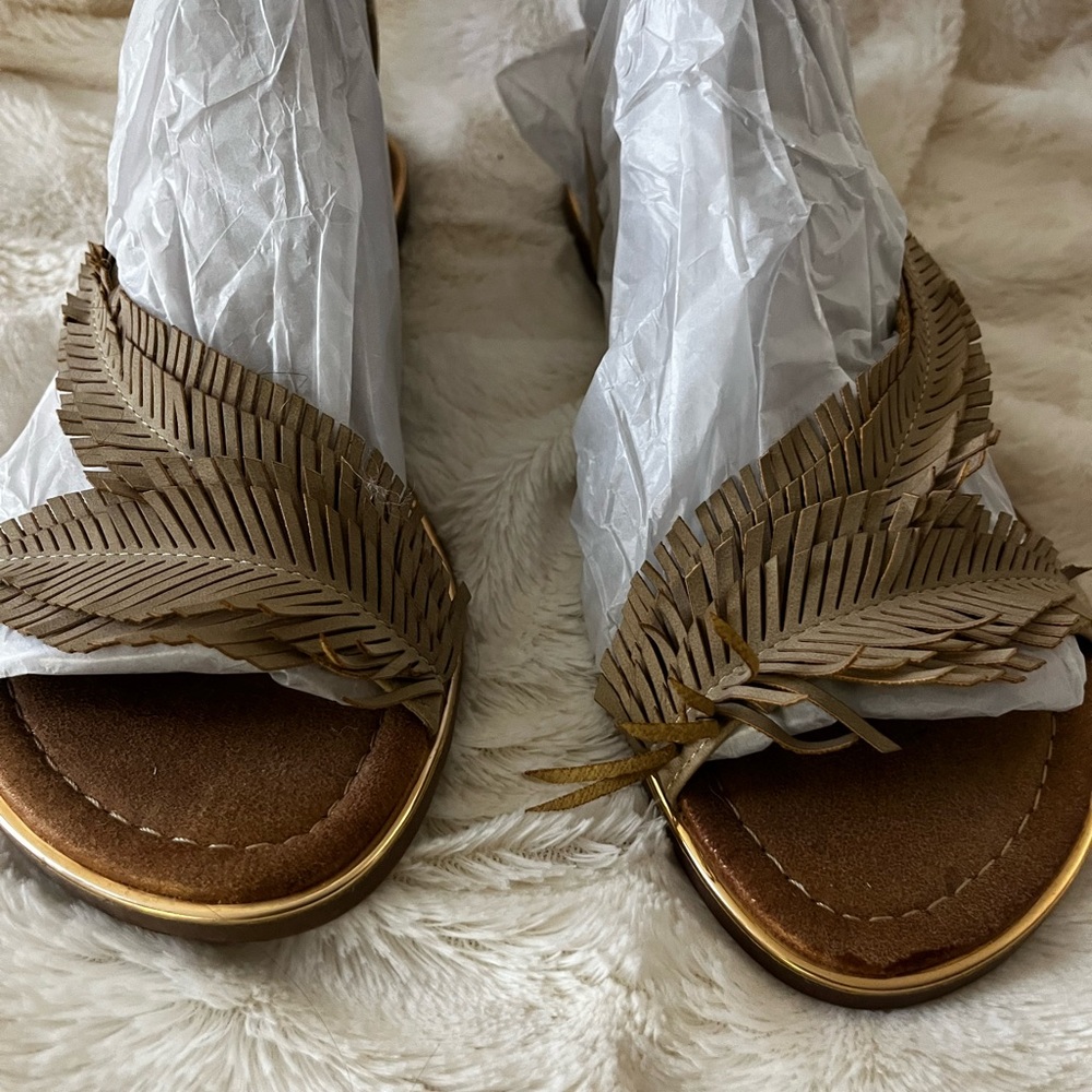 Brown Leather Sandals - Picture 3 of 4